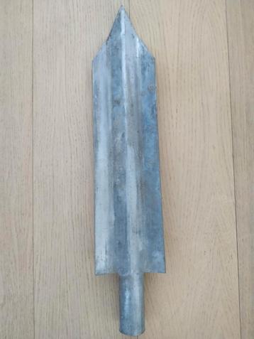 Grond spies met diameter van 3:50 cm  beschikbaar voor biedingen
