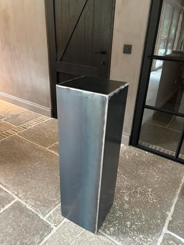 Cortenstalen zuil 300x300x1000 beschikbaar voor biedingen