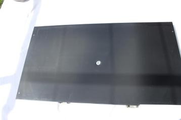 verschuifbare en draaibare lade beschikbaar voor biedingen