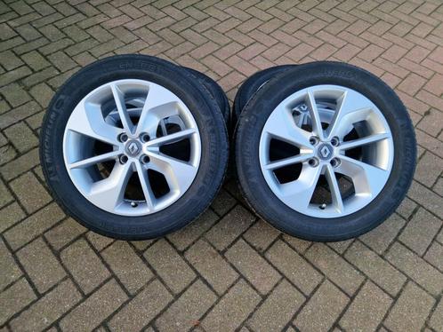 16” Originele Renault Clio IV velgen + zomerbanden, Auto-onderdelen, Banden en Velgen, Banden en Velgen, Zomerbanden, 16 inch