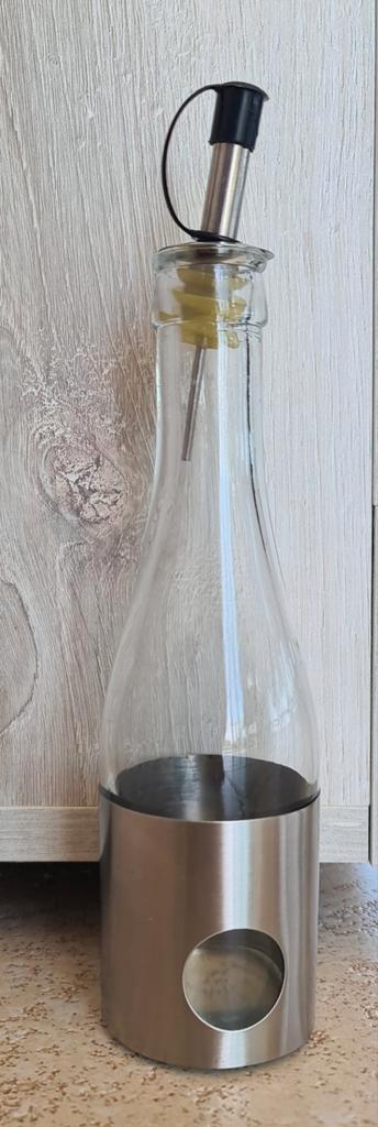 Burette pour huile alimentaire  beschikbaar voor biedingen