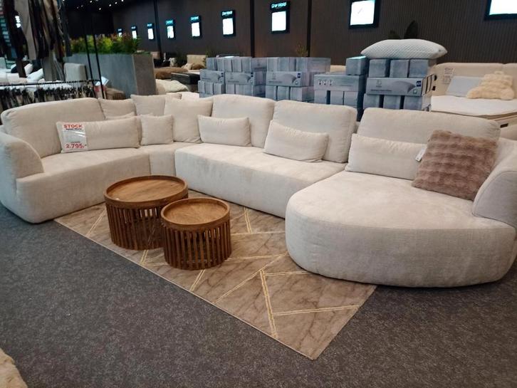 Grote U-hoeksalon 'Nova' in beige stof B 436cm/251/D 170cm, Huis en Inrichting, Zetels | Complete zithoeken, Nieuw, Stof, Ophalen of Verzenden