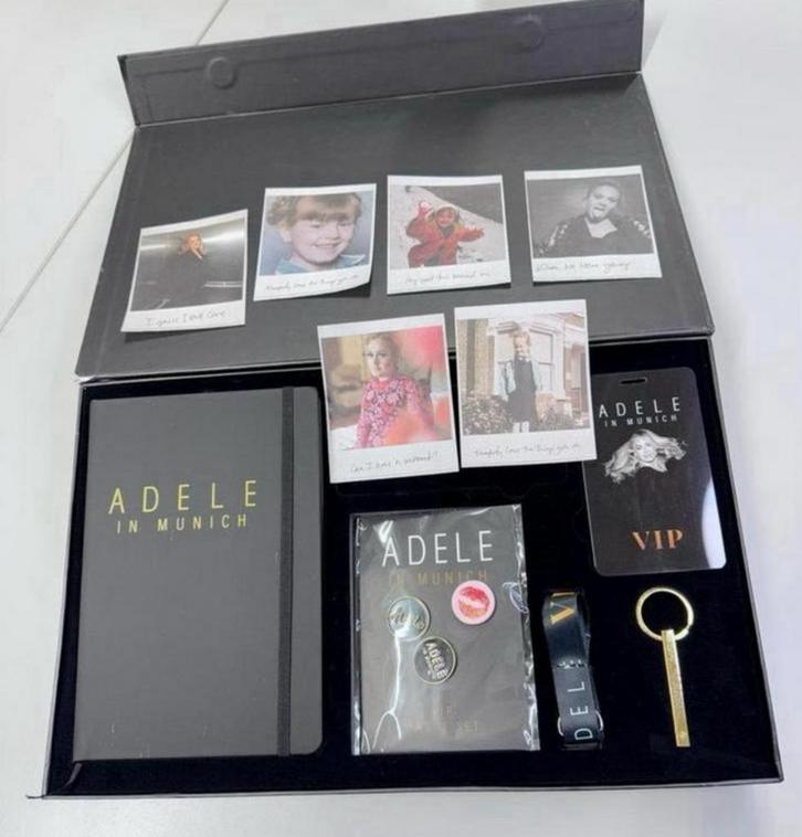 Adele in Munich 2024 VIP Concert Gift Box Munchen Exclusive, Verzamelen, Muziek, Artiesten en Beroemdheden, Nieuw, Ophalen of Verzenden