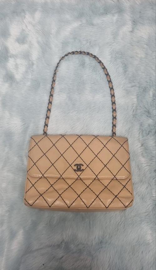 Beige wild stitch Chanel handtas, Handtassen en Accessoires, Tassen | Damestassen, Zo goed als nieuw, Handtas, Blauw, Ophalen of Verzenden