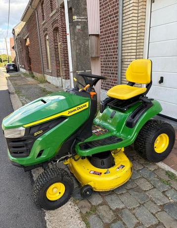 GEZOCHT‼️ Zitmaaiers🚜 beschikbaar voor biedingen