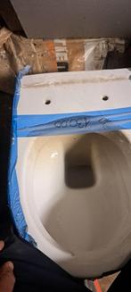 Ophang wc, Doe-het-zelf en Bouw, Ophalen, Zo goed als nieuw