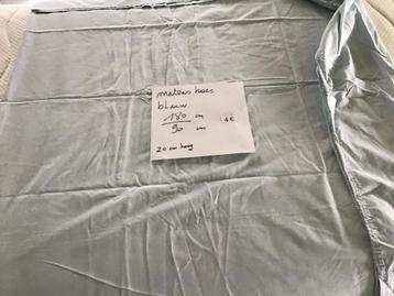 matras hoes blauw 180 cm op 90 cm en 20 cm dik beschikbaar voor biedingen