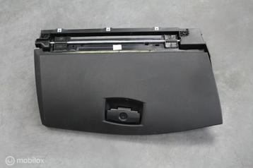 Handschoenkastje BMW 5 serie E60 E61 (2007-2009) beschikbaar voor biedingen