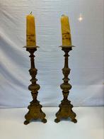 2 grote (60cm) kandelaars met 2 kaarsen, Ophalen