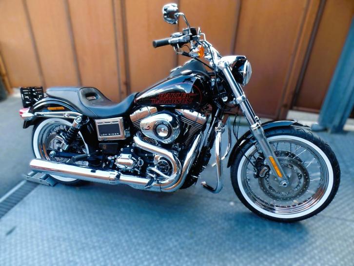 low rider 1690cm3 abs état proche du neuf garantie 1.2.3ans, Motoren, Motoren | Harley-Davidson, Bedrijf, Overig, meer dan 35 kW