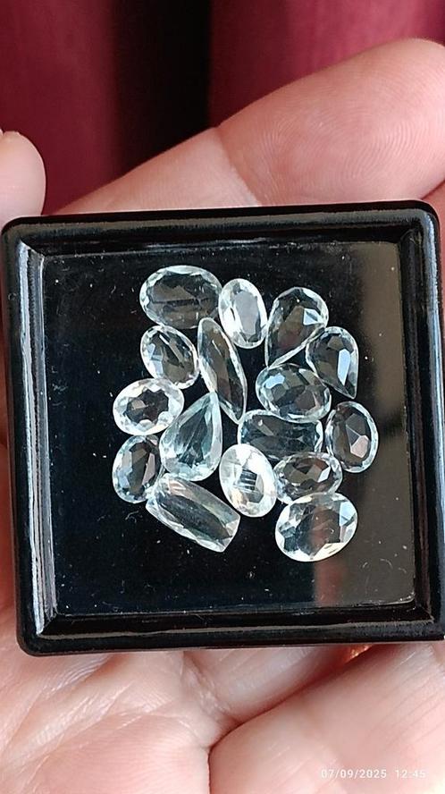 Lot aquamarijnstenen uit Brazilië, Handtassen en Accessoires, Edelstenen, Nieuw, Ophalen of Verzenden