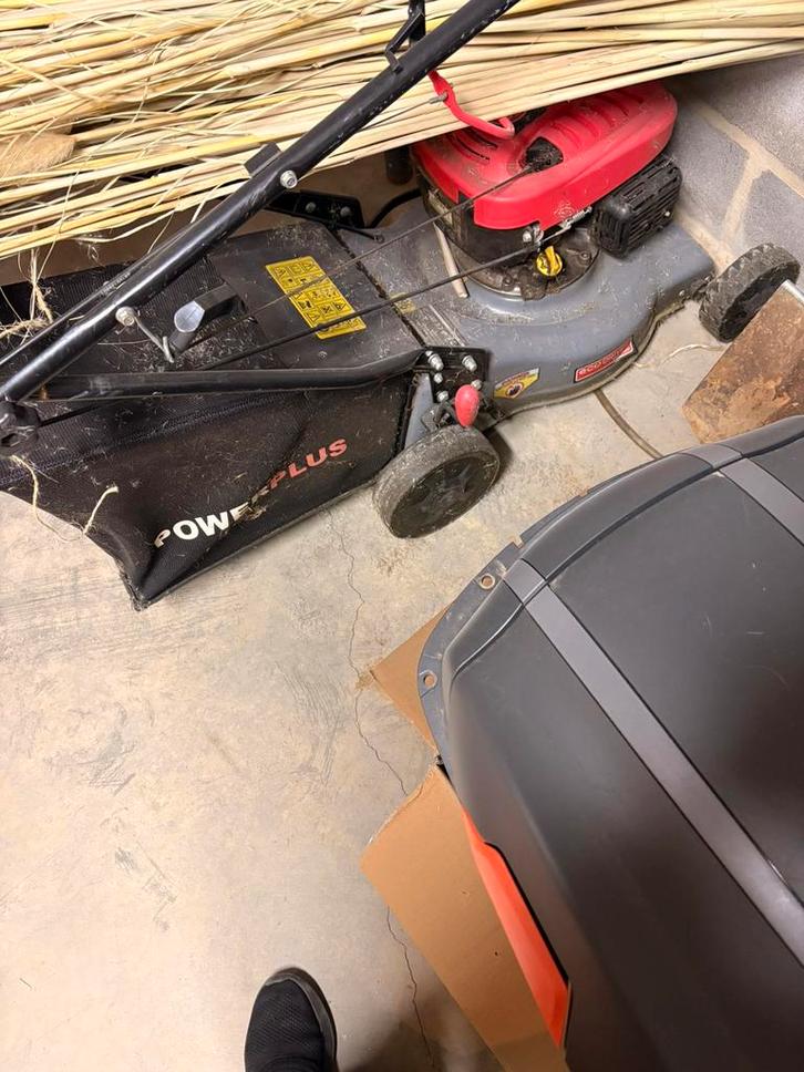 Powerplus Bezine grasmaaier, Jardin & Terrasse, Tondeuses à gazon, Utilisé, Tondeuses à gazon à essence, 40 à 49 cm, Tondeuse rotative