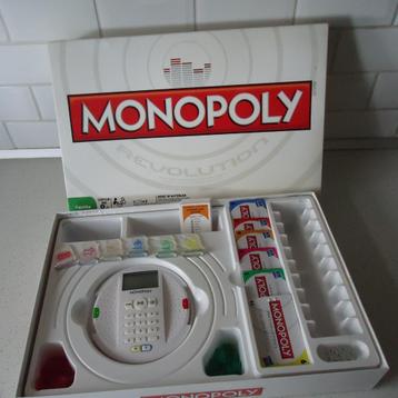 Monopoly Revolution van Hasbro in Nieuwe staat & Compleet  ! beschikbaar voor biedingen