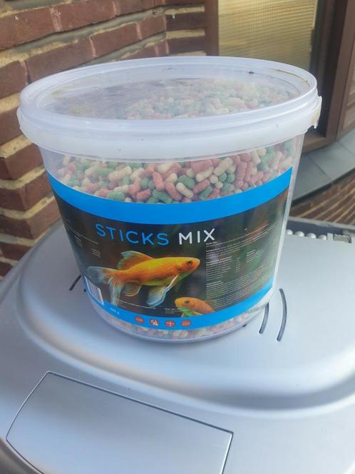 Te koop voer sticks mix voor vijvervissen !!, Dieren en Toebehoren, Vissen | Vijvervissen