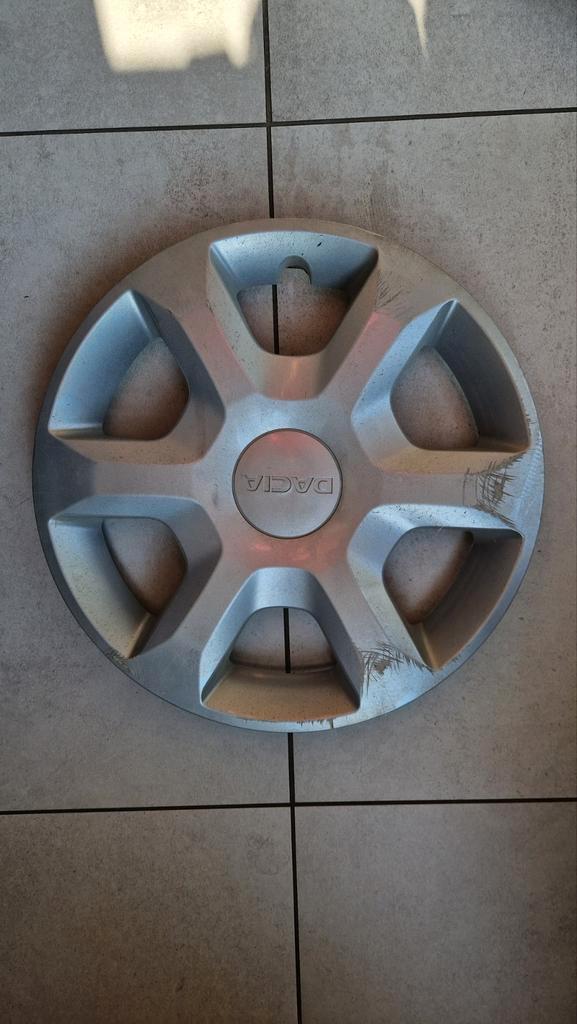 Enjoliveur Dacia 15 pouces d'Origine, Auto diversen, Wieldoppen, Gebruikt, Ophalen