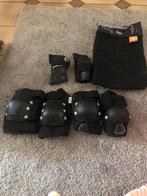 Roller taille 38 + protection taille M, Sports & Fitness, Comme neuf, Rollers 4 roues en ligne, Autres marques