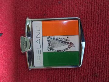 Vintage Ford auto embleem beschikbaar voor biedingen