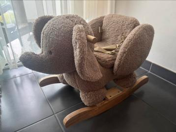 Nattou schommelpaard olifant beschikbaar voor biedingen