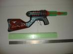Groot ruimtestraalpistool van plaatstaal -VINTAGE 60's, Antiek en Kunst, Ophalen of Verzenden