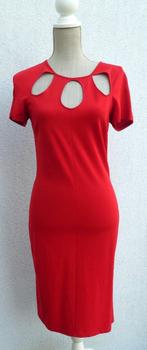 Magnifique robe rouge Taille 38, Comme neuf, Taille 38/40 (M), Rouge, Enlèvement ou Envoi