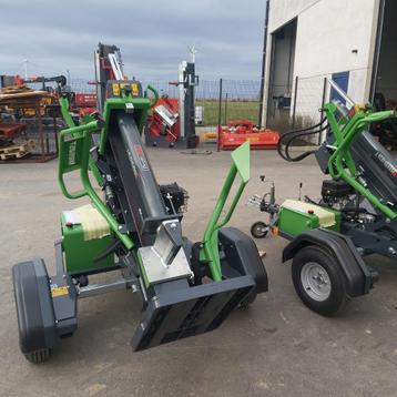 ROBUUSTE houtkloofmachine van 20 ton beschikbaar voor biedingen
