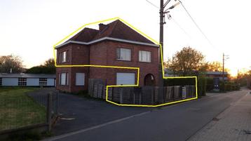 Schellebelle. Huis met tuin te huur. Bovenverdieping. beschikbaar voor biedingen