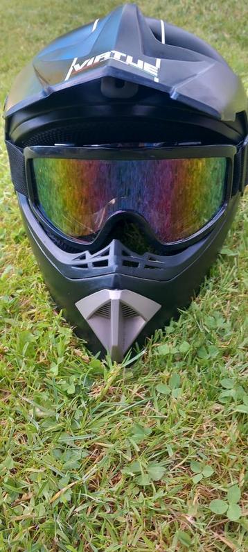 Casque motocross neuf 