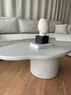 Table basse en beton ciré couleur grise., Huis en Inrichting, Tafels | Salontafels, Ophalen