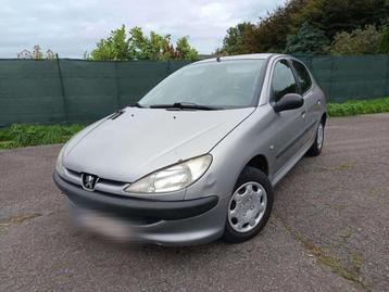 Peugeot 206 1.1 essence 44kw disponible aux enchères