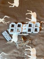 3D led clock met remote, Huis en Inrichting, Ophalen of Verzenden, Zo goed als nieuw, Overige typen