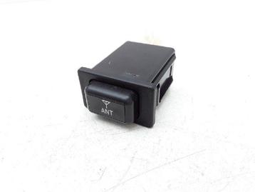 COMMUTATEUR Subaru Forester (SF) (01-1997/09-2002) (3111R7N), Utilisé, Subaru