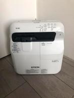 Hele nette Epson EB-680 Pro Ultra Short Throw | 3500 lumen |, Audio, Tv en Foto, Beamers, LCD, Epson, Ophalen of Verzenden, Zo goed als nieuw