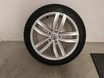 Volkswagen R-line velgen met banden 235/40/19, Auto-onderdelen, Ophalen, 18 inch, Banden en Velgen, Winterbanden