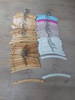 86 houten kledinghangers baby, Ophalen of Verzenden, Zo goed als nieuw
