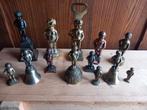 13 beeldjes  en tafelbellen koper brons Manneke pis Brussel, Verzamelen, Ophalen of Verzenden