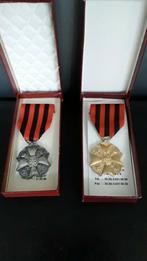 2 medailles, Ophalen of Verzenden