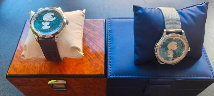 2 montres Schtroumpfs édition numérotée à 250 exemplaires, Handtassen en Accessoires, Horloges | Heren, Nieuw