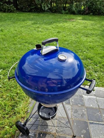 Barbecue Weber Master Touch E5750 disponible aux enchères