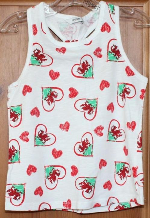 Licht topje met de Welsh Dragon – 4 - 5 jaar, Kinderen en Baby's, Kinderkleding | Maat 104, Zo goed als nieuw, Jongen of Meisje