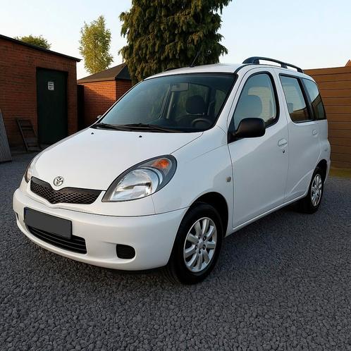 Toyota Yaris Verso 1.3 vtti LICHTE VRACHT !, Auto's, Bestelwagens en Lichte vracht, Bedrijf, Te koop, Toyota, Benzine, Euro 3