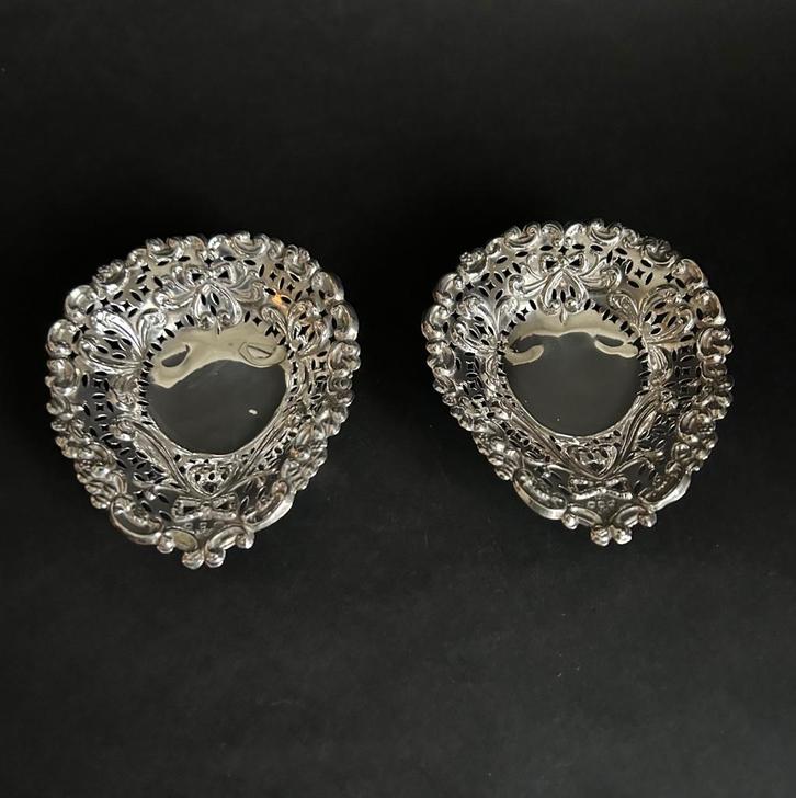 oud Engels Zilver - English sterling silver pralineschaaljes, Antiek en Kunst, Antiek | Zilver en Goud, Zilver, Ophalen of Verzenden