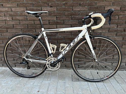 Koers race fiets maat54 in perfecte nieuwe staat,koopje, Fietsen en Brommers, Fietsen | Racefietsen, Zo goed als nieuw, Heren