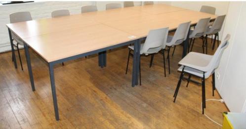 2 ou 3 Tables/Bureaux +- 120 x 80 x 74cm = 40 euros/pièce, Maison & Meubles, Bureaux, Utilisé, Bureau, Enlèvement