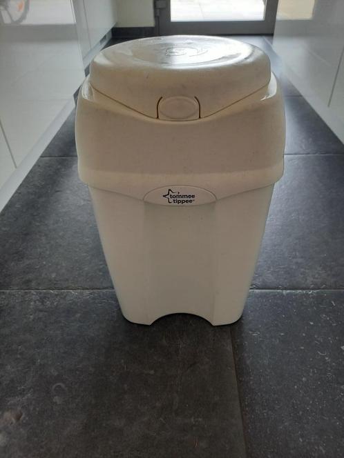 Luieremmer Tommee Tippee Twist & Click + 5x Refill, Kinderen en Baby's, Badjes en Verzorging, Gebruikt, Luieremmer, Overige merken