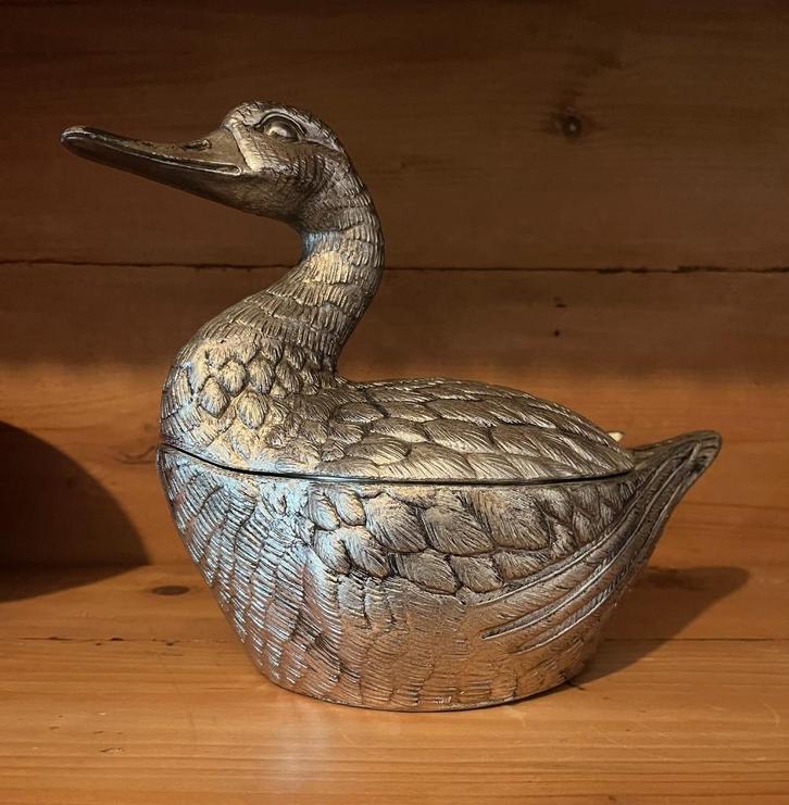 MAURO MANETTI - IJSEMMER eend in VERZILVERD metaal, Antiek en Kunst, Kunst | Designobjecten, Ophalen