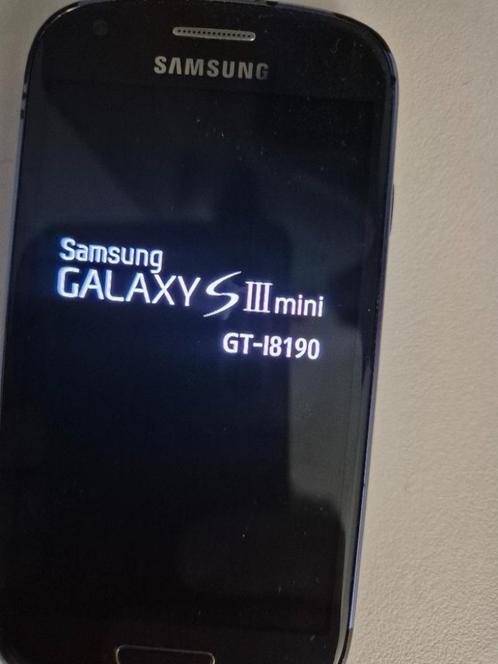 2 Smartphones SAMSUNG Galaxy S3 en S4 Mini, Telecommunicatie, Mobiele telefoons | Hoesjes en Screenprotectors | Samsung, Gebruikt