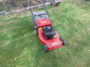 Grasmaaier 53 cm zelftrekker met 6pk Briggs&Stratton motor beschikbaar voor biedingen