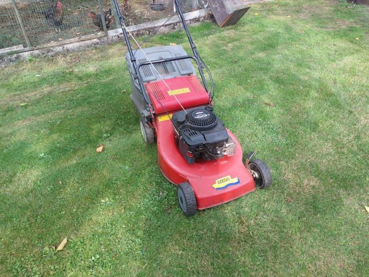 Grasmaaier 53 cm zelftrekker met 6pk Briggs&Stratton motor, Tuin en Terras, Grasmaaiers, Zo goed als nieuw, Benzine-grasmaaier