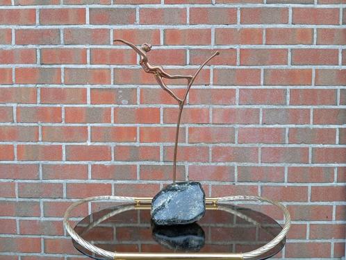 Sculpture en bronze de Rik Versonnen 58 cm, Antiquités & Art, Antiquités | Bronze & Cuivre, Bronze, Enlèvement ou Envoi