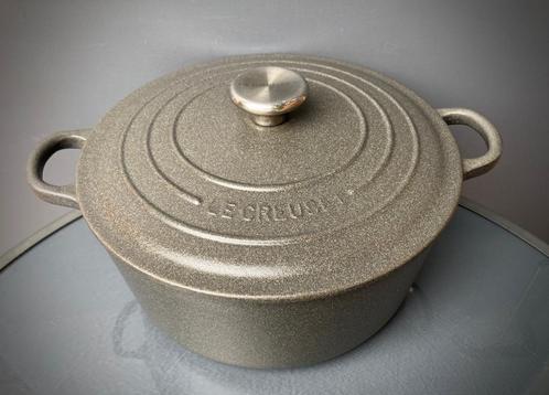 Grote Le Creuset Tradition braadpan met geëmailleerde gietij, Huis en Inrichting, Keuken | Potten en Pannen, Zo goed als nieuw
